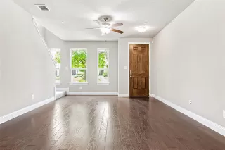 Photo #5: 20997223 Listing 