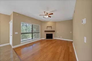 Photo #3: 20998287 Listing 