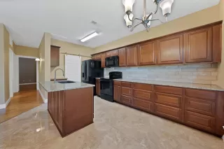 Photo #5: 20998287 Listing 