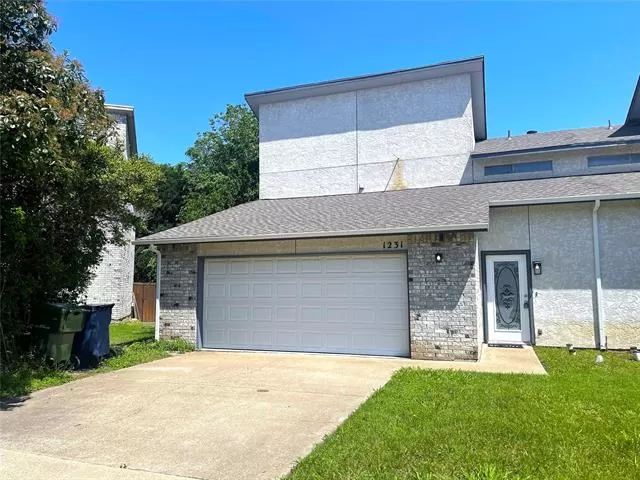 MLS: 20999017 Condo For Sale