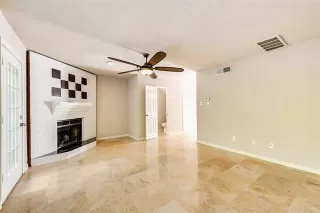 Photo #3: 20999017 Listing 