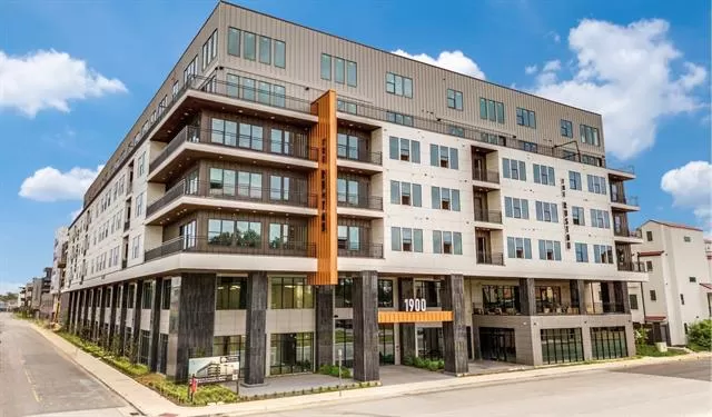 MLS: 20999129 Condo For Sale