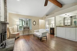 Photo #6: 20999477 Listing