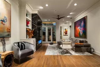 Photo #3: 21000988 Listing