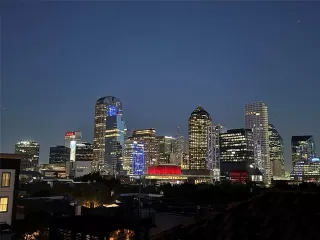 Photo #2: 21002786 Listing