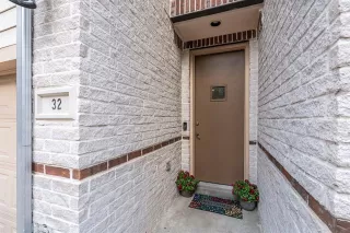 More Details about MLS # 21002899 : 4830 CEDAR SPRINGS ROAD #32