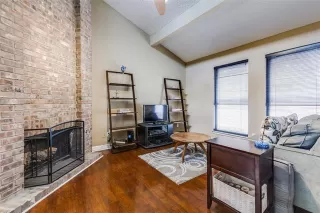 Photo #3: 21002958 Listing