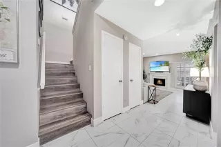 Photo #2: 21003461 Listing