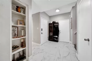 Photo #4: 21003461 Listing