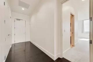 Photo #5: 21003933 Listing