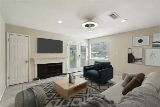 Photo #3: 21004363 Listing