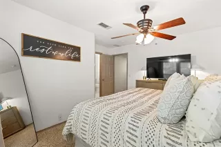 Photo #6: 21004605 Listing