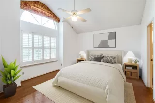 Photo #5: 21004810 Listing