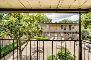 Photo #3: 21005126 Listing 