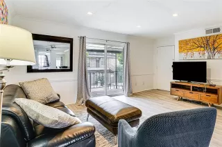 Photo #5: 21005126 Listing 