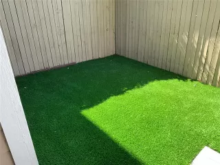 Photo #4: 21005756 Listing