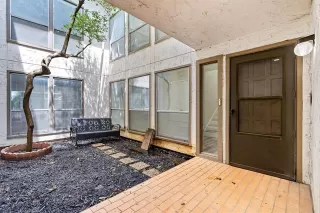 Photo #2: 21006150 Listing