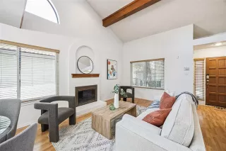 Photo #5: 21006870 Listing