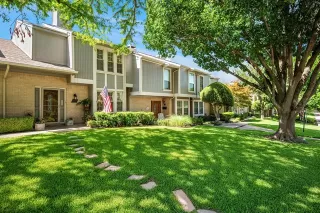 Photo #2: 21007774 Listing