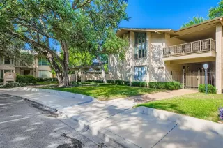 Photo #3: 21007985 Listing