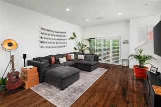 Photo #5: 21009781 Listing 