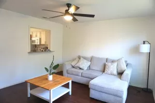 Photo #3: 21009791 Listing 