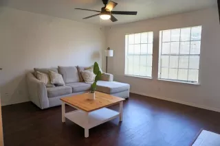 Photo #4: 21009791 Listing 