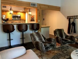 Photo #4: 21011599 Listing 