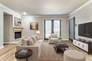 Photo #2: 21011699 Listing