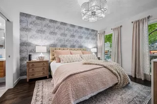 Photo #5: 21012539 Listing