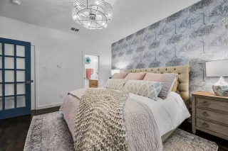 Photo #6: 21012539 Listing