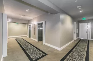 Photo #5: 21012542 Listing