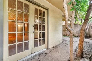 Photo #4: 21013490 Listing