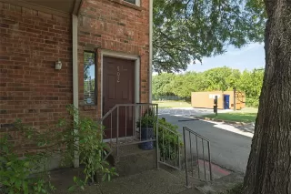 Photo #2: 21013614 Listing