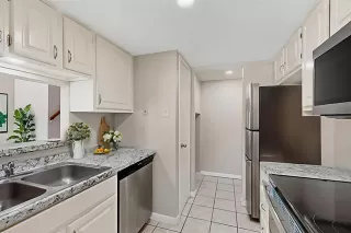 Photo #4: 21013639 Listing 