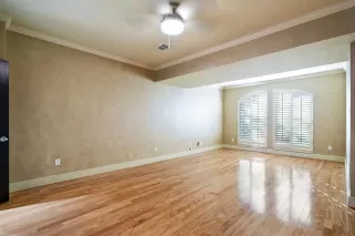 Photo #5: 21013704 Listing 