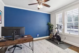 Photo #5: 21014308 Listing