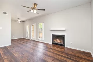 Photo #2: 21014486 Listing