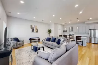 Photo #3: 21015496 Listing 