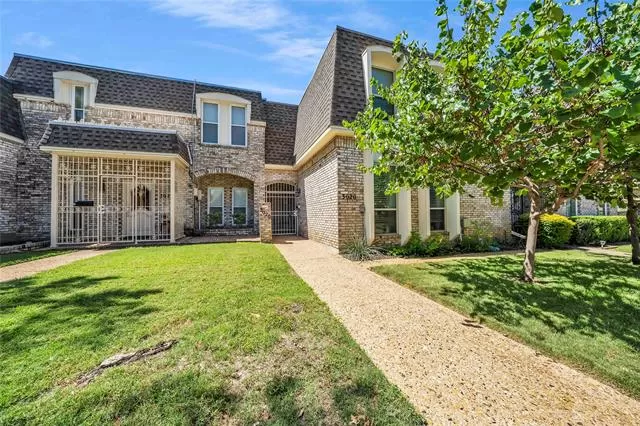 MLS: 21015742 Condo For Sale