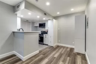 Photo #4: 21015915 Listing 