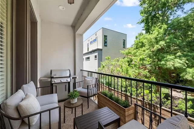 MLS: 21016059 Condo For Sale