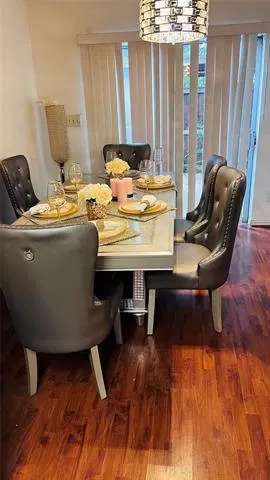 Photo #3: 21016250 Listing