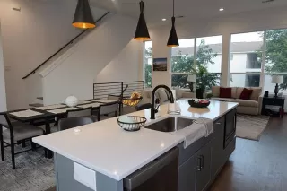 Photo #2: 21017024 Listing 