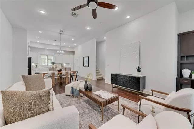 MLS: 21017283 Condo For Sale