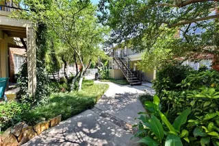 Photo #2: 21017485 Listing 