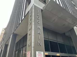 Photo #2: 21018091 Listing 