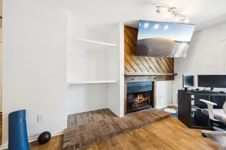 Photo #5: 21018625 Listing