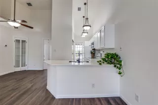 More Details about MLS # 21020376 : 4800 W LOVERS LANE #119