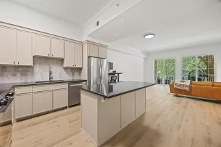 Primary Photo for MLS#: 21020557